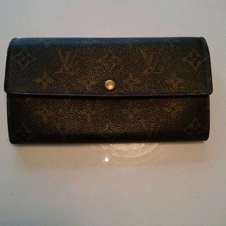 ルイヴィトン(LOUIS VUITTON)のヴィトン財布(財布)