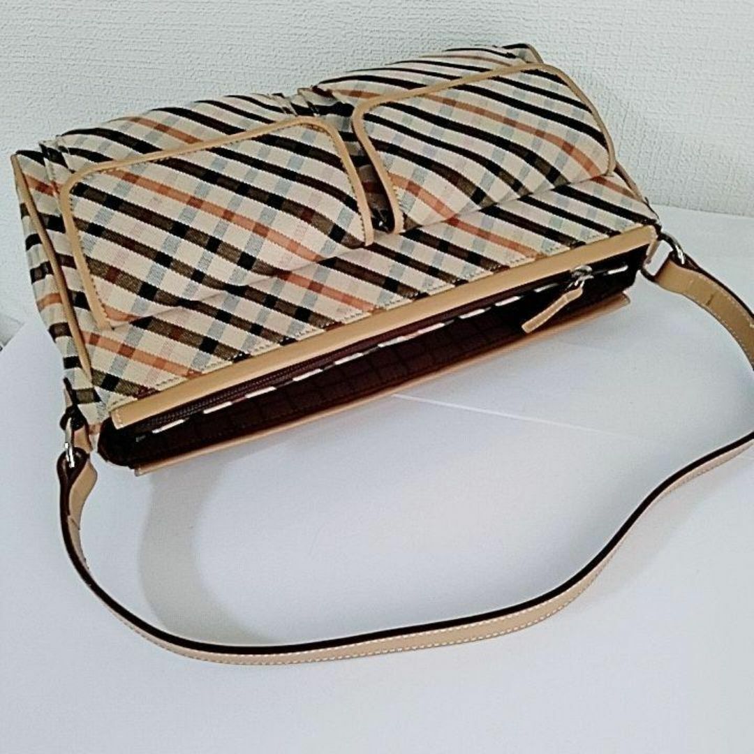 ☆未使用☆DAKS☆ダックス☆レザーハンドバッグ DAKS - ダックス DAKS ハンドバッグ トート レザー ロゴ