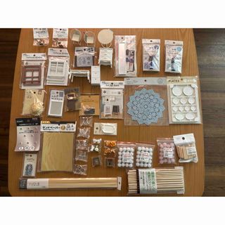 ドールハウスの材料セット(各種パーツ)