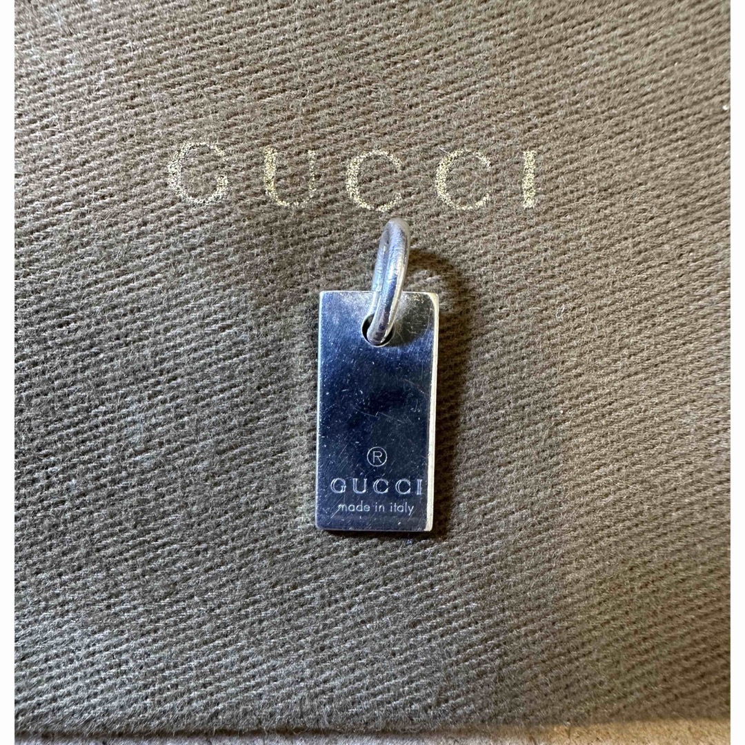 GUCCI(グッチ)のGUCCI シルバー　ネックレストップ メンズのアクセサリー(ネックレス)の商品写真