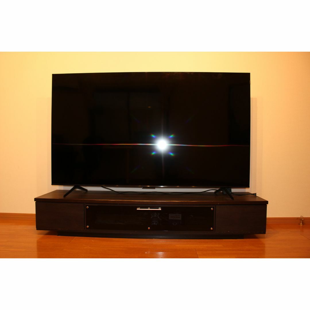 TCL(ティーシーエル)の美品 TCL 75T8B 2024年製 75インチ大迫力4K地デジネット動画対応 スマホ/家電/カメラのテレビ/映像機器(テレビ)の商品写真