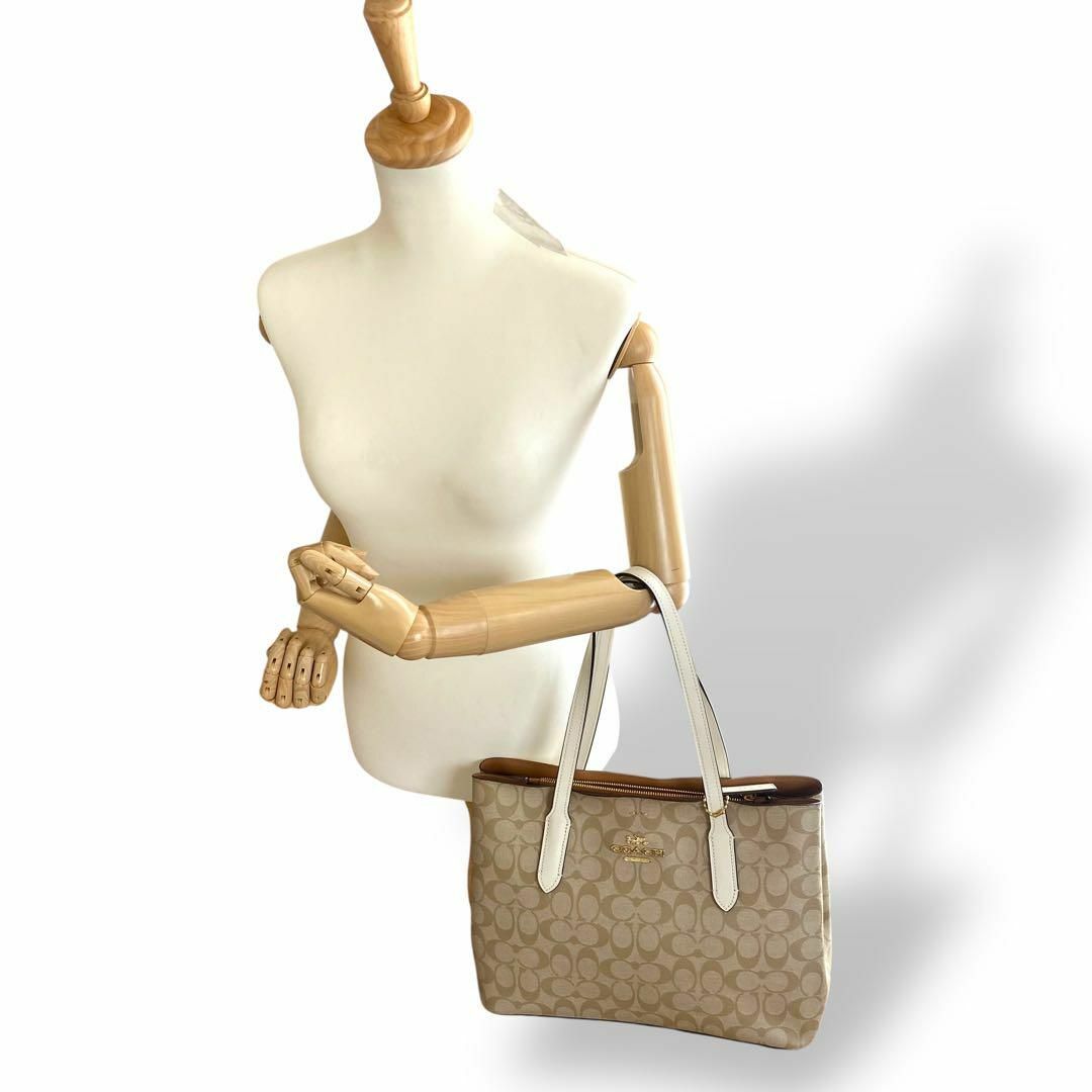 【外観極美品】COACH アベニュー トートバッグ オールレザー 金ロゴ COACH - 極美品 コーチ アベニュー トートバッグ シグネチャー