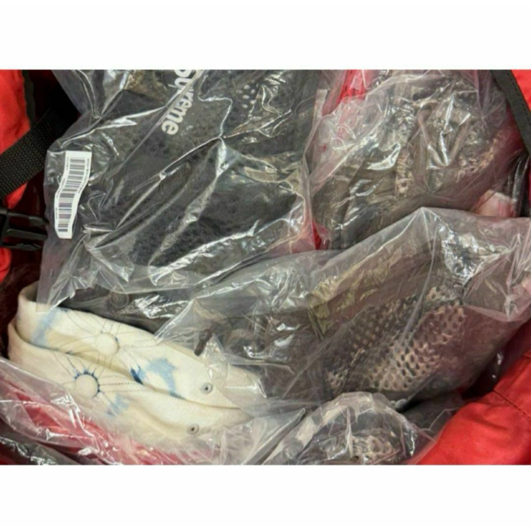Supreme(シュプリーム)のsupreme mesh mini duffle bag shoulder メンズのバッグ(ショルダーバッグ)の商品写真