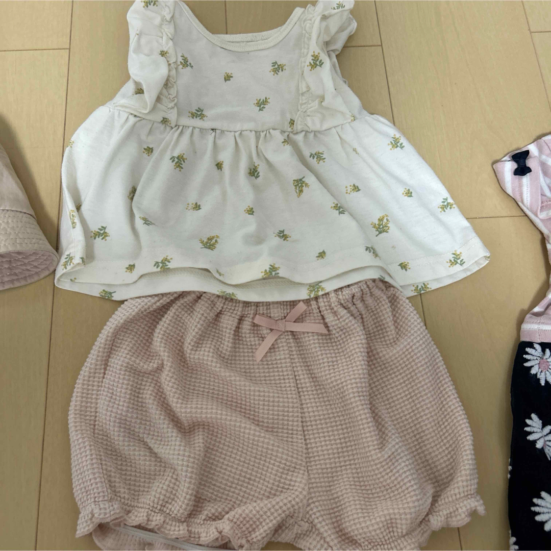 西松屋(ニシマツヤ)の子ども服　女の子　まとめ売り　80から100サイズ キッズ/ベビー/マタニティのキッズ服女の子用(90cm~)(Tシャツ/カットソー)の商品写真