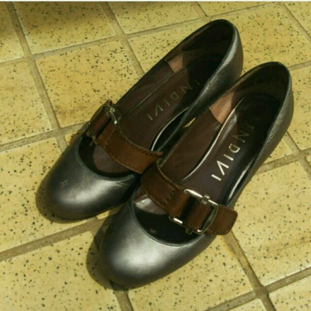 INDIVI(インディヴィ)のmamyan様専用 パンプス INDIVE 靴 レディースの靴/シューズ(ハイヒール/パンプス)の商品写真