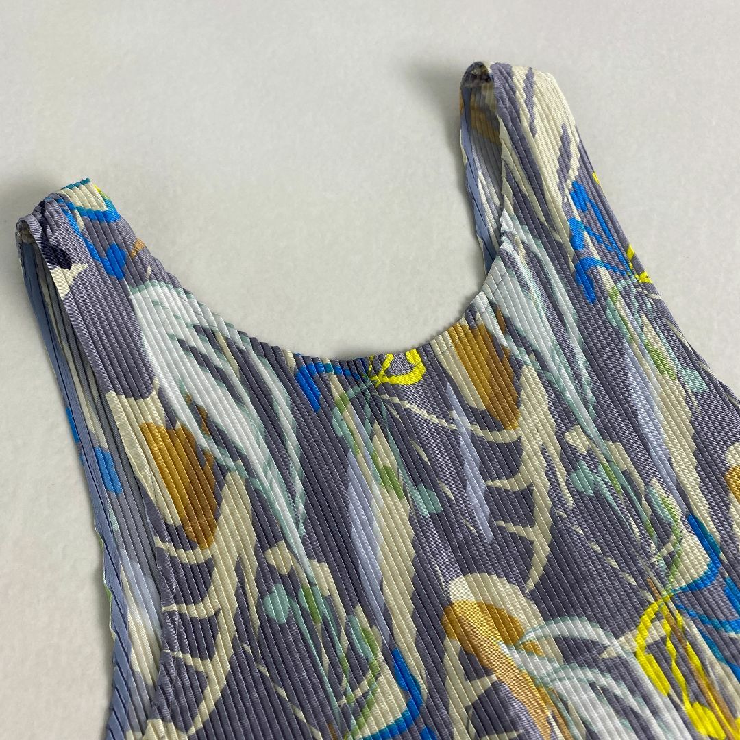 希少 美品 イッセイミヤケ プリーツ ノースリーブ デザイン ワンピース ISSEY MIYAKE - 美品 イッセイミヤケ ワンピース improduct 日本