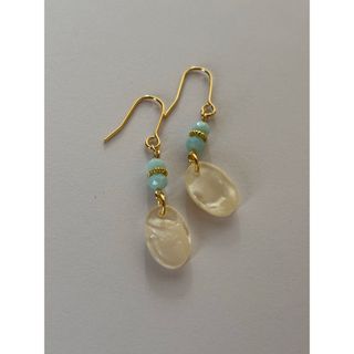 ハンドメイド　ピアス(ピアス)