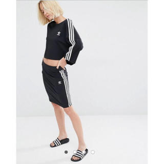 アディダス(adidas)のadidas Originals Three Stripe スカート(ミニスカート)