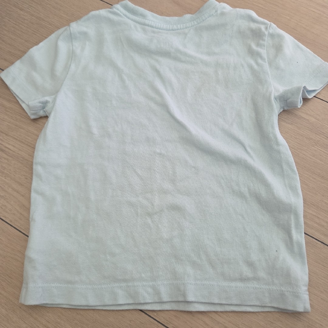 babyGAP(ベビーギャップ)のサメ　Tシャツ キッズ/ベビー/マタニティのベビー服(~85cm)(Ｔシャツ)の商品写真