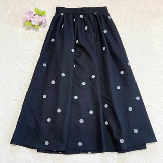 ジャスグリッティー(JUSGLITTY)の美品★ 【JUSGLITTY】 ドット刺繍タックスカート （1） ロングスカート(ロングスカート)