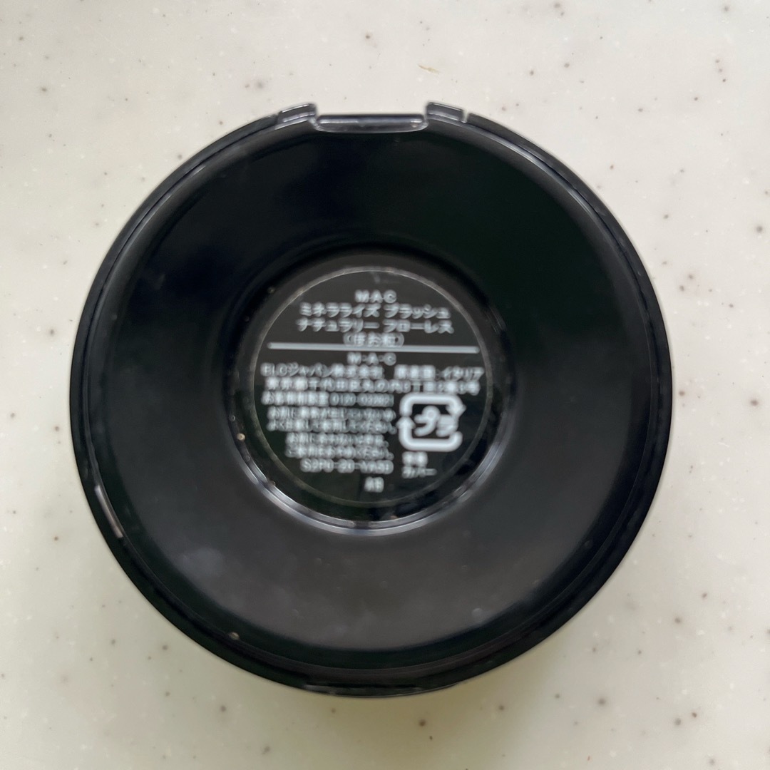 MAC(マック)のＭＡＣチーク　ミネラライズプラッシュナチュラリーフローレス　ほお紅　新品 コスメ/美容のベースメイク/化粧品(チーク)の商品写真
