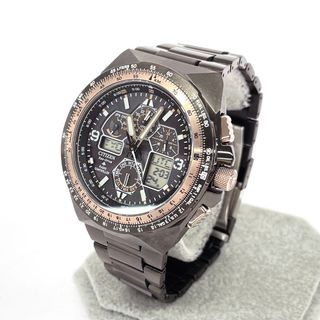 シチズン(CITIZEN)の美品 Citizen シチズン プロマスターSKYシリーズ ソーラー 腕時計  JY8146-54E ブロンズカラー  メンズ アナデジ エコドライブ　240001128355(その他)