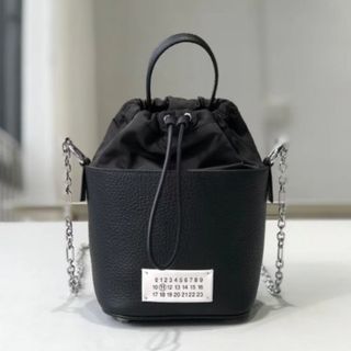 新品 メゾンマルジェラ 5ac バケットバッグ 黒 (ショルダーバッグ)
