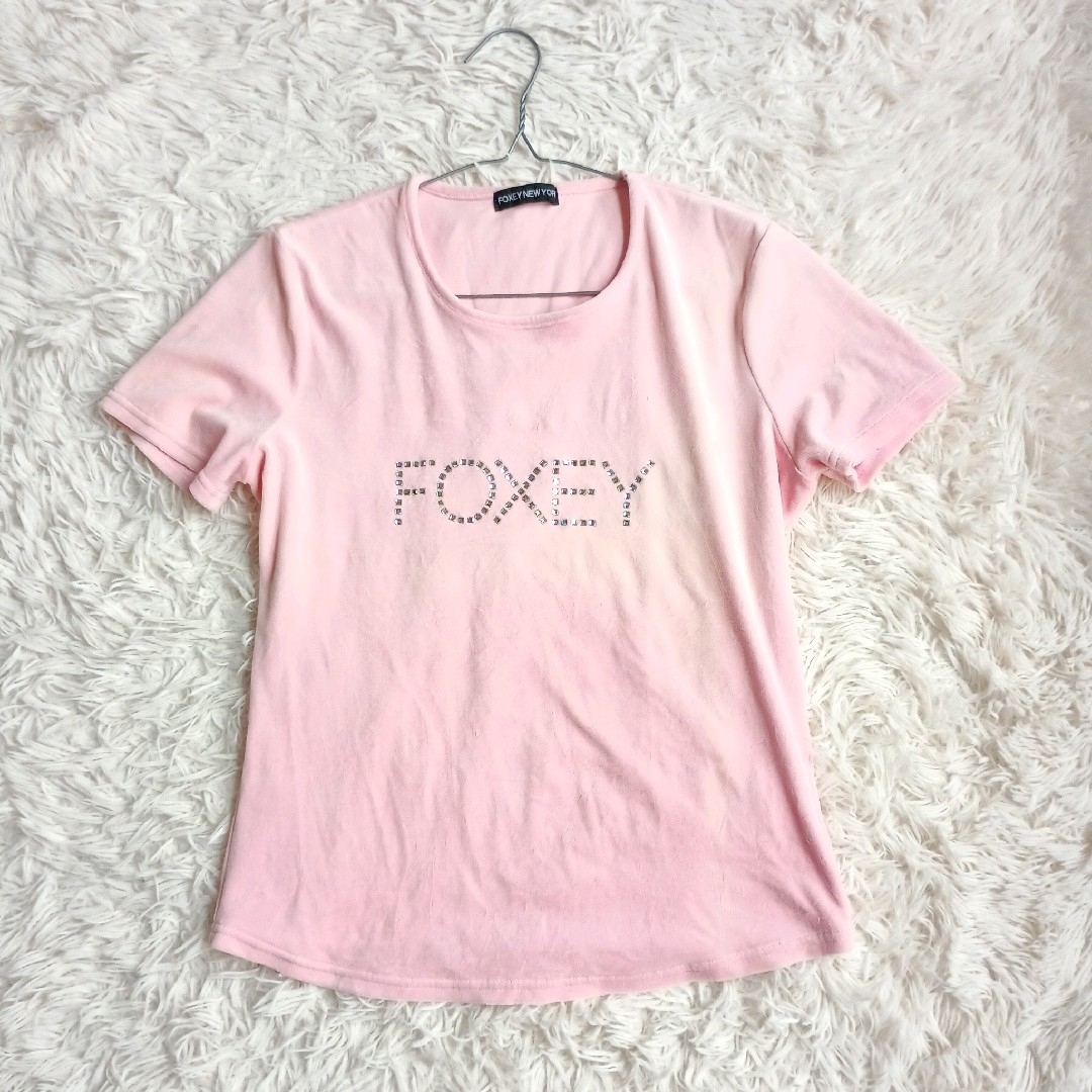 FOXEY NEW YORK(フォクシーニューヨーク)の【日本製】FOXEY NEW YORK　ベロア　ビシュー　T 半袖　カットソー レディースのトップス(カットソー(半袖/袖なし))の商品写真