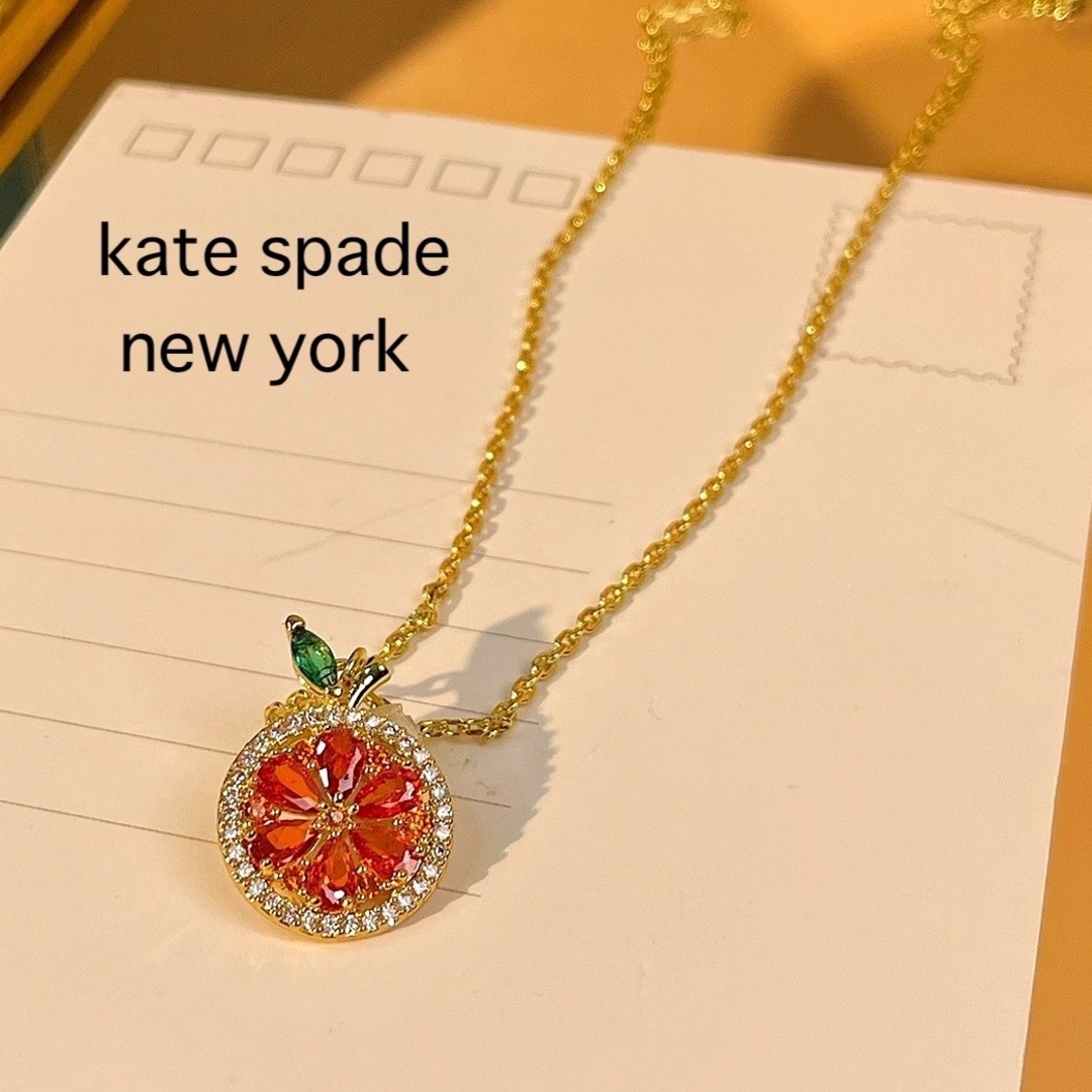 kate spade NEW YORK(ケイトスペードニューヨーク)の【新品♠️本物】ケイトスペード オレンジ ネックレス レディースのアクセサリー(ネックレス)の商品写真