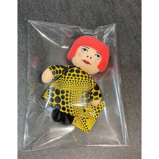 草間彌生　やよいちゃん　キーホルダー　YAYOIちゃんプラッシュ(キーホルダー)