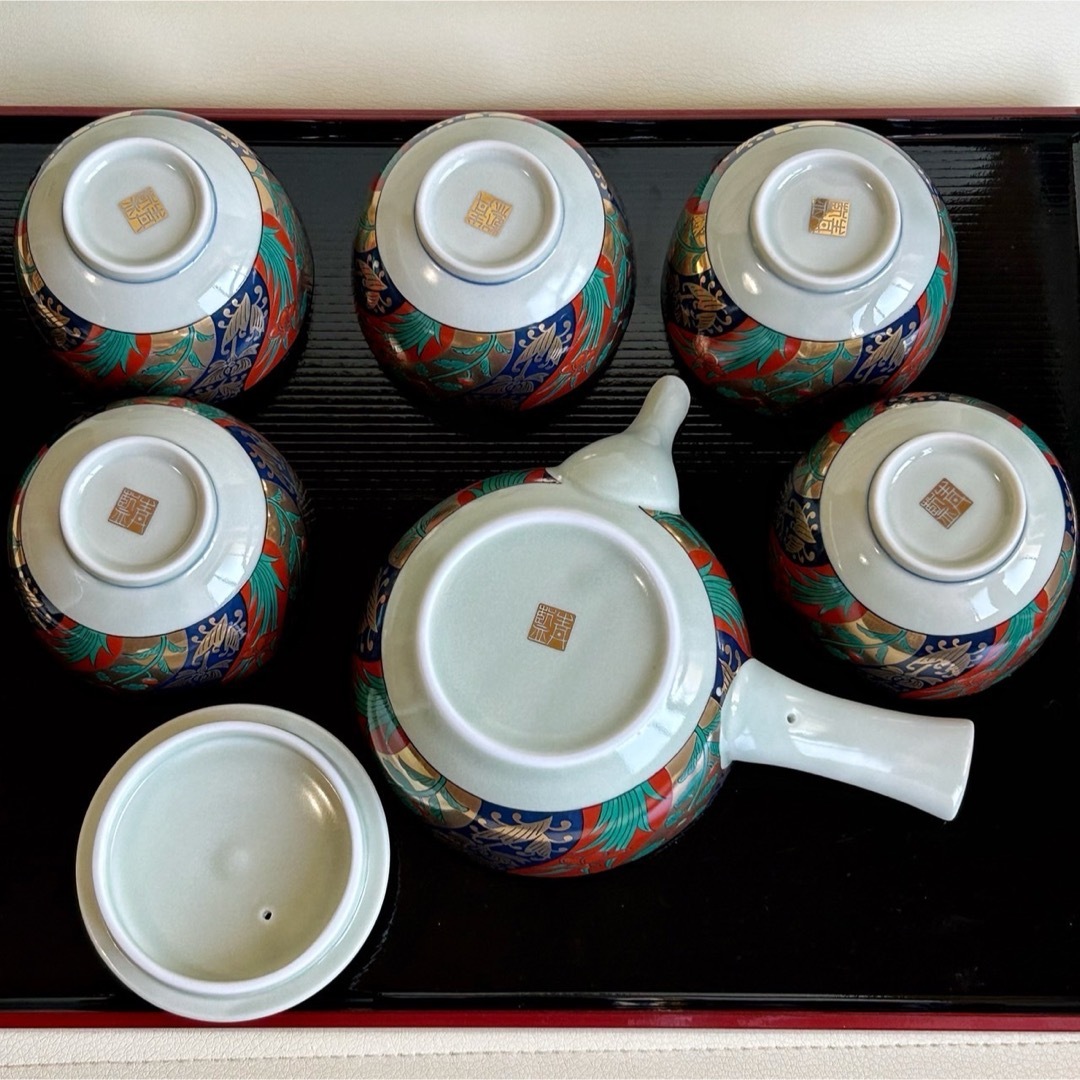 有田焼(アリタヤキ)の有田焼　青藍窯　金襴手　茶器セット　急須　湯呑み　5客　菊紋　花柄　金彩　和柄 インテリア/住まい/日用品のキッチン/食器(食器)の商品写真