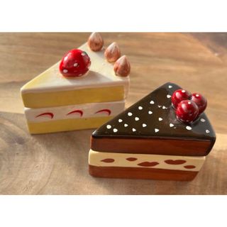 【新品】レトロ　ケーキの小物入れ(2つ)(置物)