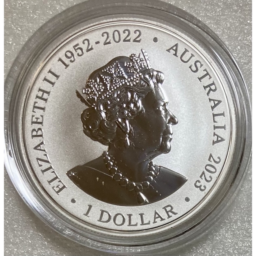 【でこピン】2023皇帝ペンギン１オンス銀貨、フィジーモナリザ銀貨カラー でこピン】2023皇帝ペンギン1オンス銀貨、フィジーモナリザ銀貨