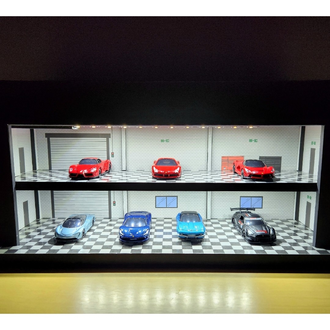 1/64 14台展示可 LED付 ミニカー ジオラマ ショーケース ショールーム 1/64 14台展示可 LED付 ミニカー ジオラマ ショーケース