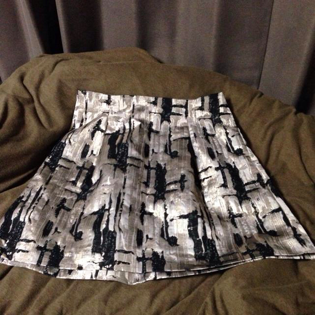 Discoat(ディスコート)のメタリックスカート レディースのスカート(ひざ丈スカート)の商品写真