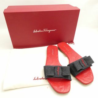 国内発送【Salvatore Ferragamo】フラットサンダル FERRAGAMO - Salvatore Ferragamo フェラガモ VICKY DEN
