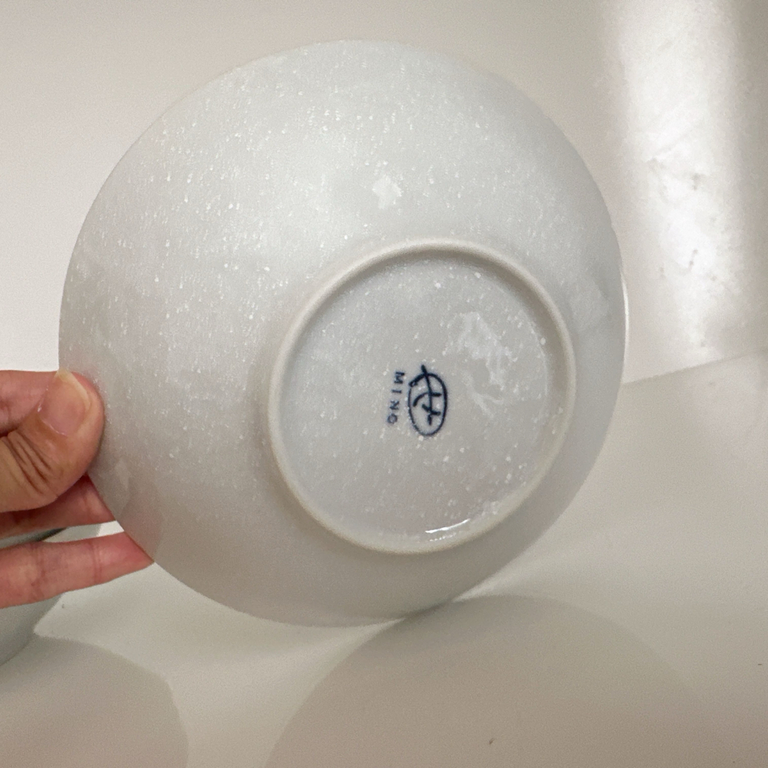 【中古】美濃焼 金魚絵皿 夏 4枚セット インテリア/住まい/日用品のキッチン/食器(食器)の商品写真