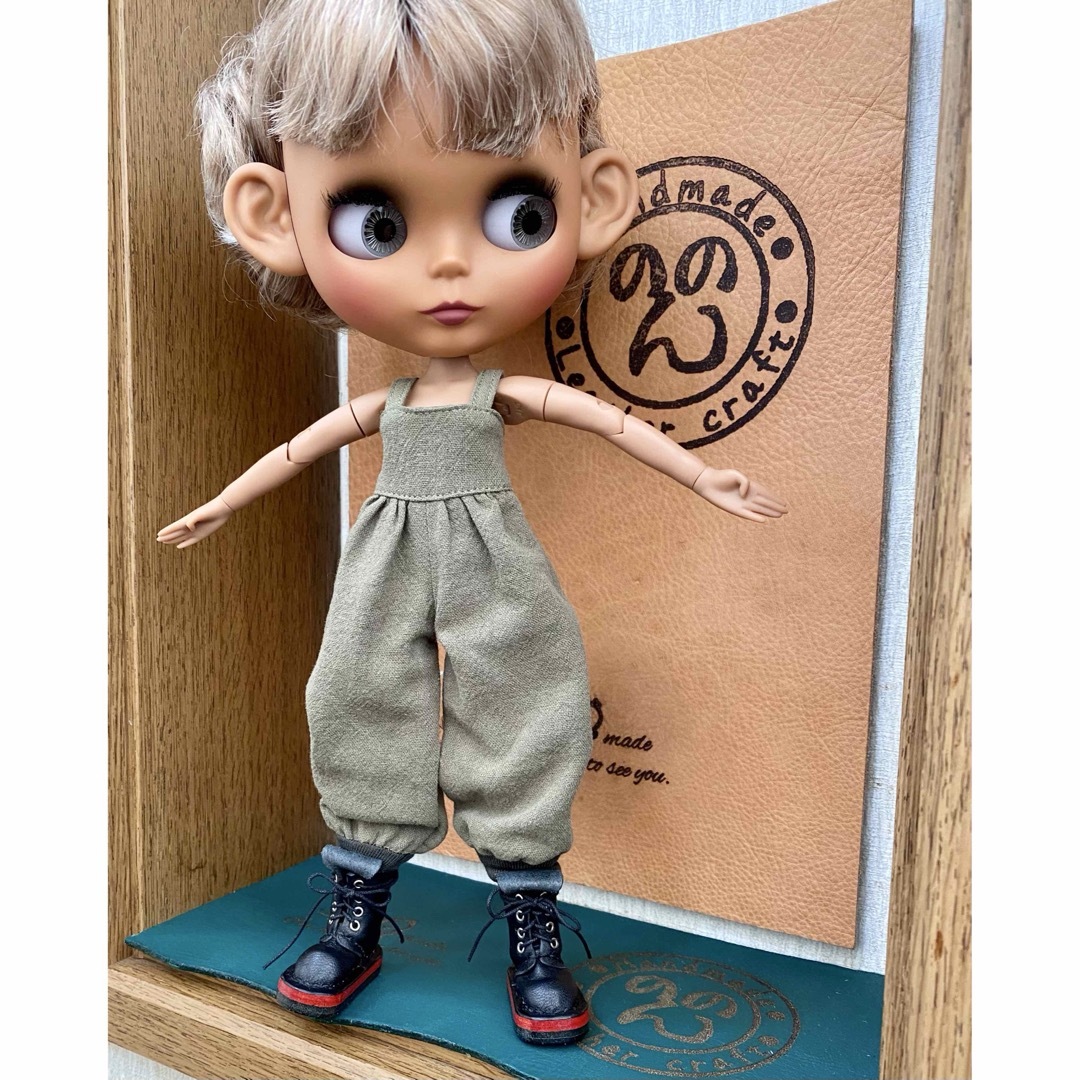 ネオブライスサイズ　アウトフィット ハンドメイドのぬいぐるみ/人形(人形)の商品写真