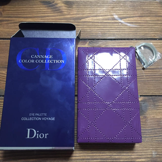 Christian Dior(クリスチャンディオール)のDIOR  ディオール EYE PALETTE  アイパレット コスメ/美容のベースメイク/化粧品(アイシャドウ)の商品写真