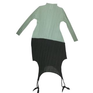 イッセイミヤケ(ISSEY MIYAKE)の♪♪ISSEY MIYAKE イッセイミヤケ PLEATS PLEASE 変形 ワンピース カットソー SIZE 3 PP51-JK523 ミント(カットソー(長袖/七分))