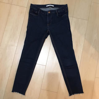 ザラ(ZARA)のZARA カットオフデニム 38(スキニーパンツ)