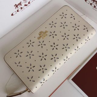 コーチ(COACH)のコーチ 長財布 花柄(長財布)