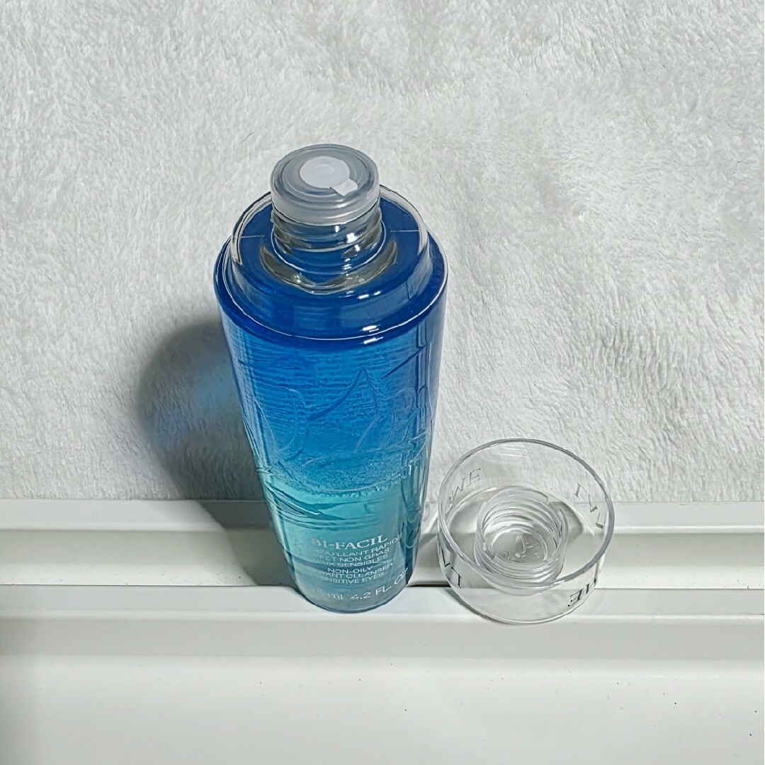 LANCOME(ランコム)のランコム ビファシル 125ml　新品 コスメ/美容のスキンケア/基礎化粧品(クレンジング/メイク落とし)の商品写真