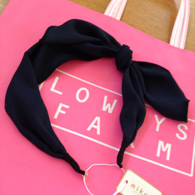 LOWRYS FARM(ローリーズファーム)のローリーズ♡タグ付き リボンカチューシャ レディースのヘアアクセサリー(カチューシャ)の商品写真