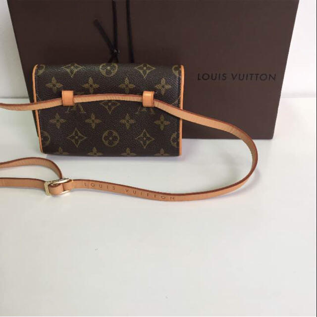 LOUIS VUITTON(ルイヴィトン)のほぼ未使用 LOUIS VUITTON ウエストバック レディースのバッグ(ボディバッグ/ウエストポーチ)の商品写真