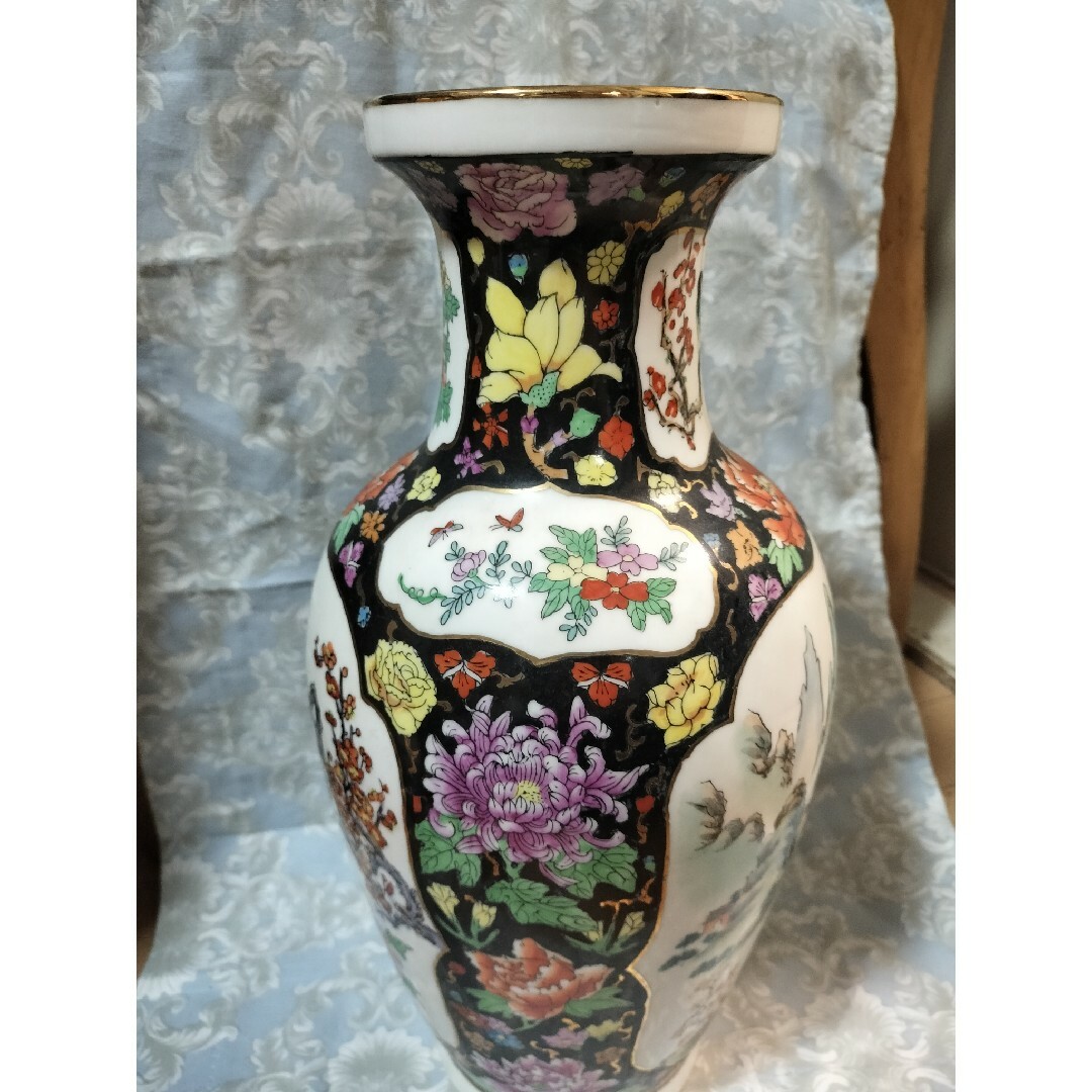 other(アザー)の★棚卸しセール★花柄陶器花瓶 中華　豪華　高さ36cm インテリア/住まい/日用品のインテリア小物(花瓶)の商品写真