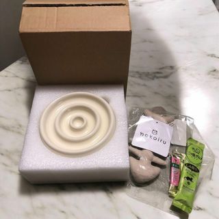 猫用　早食防止 フードボウル　陶器　犬猫兼用　オマケ付(猫)