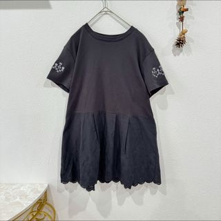 ベルメゾン(ベルメゾン)のDisney tシャツ　刺繍　綿100% 黒(Tシャツ(半袖/袖なし))