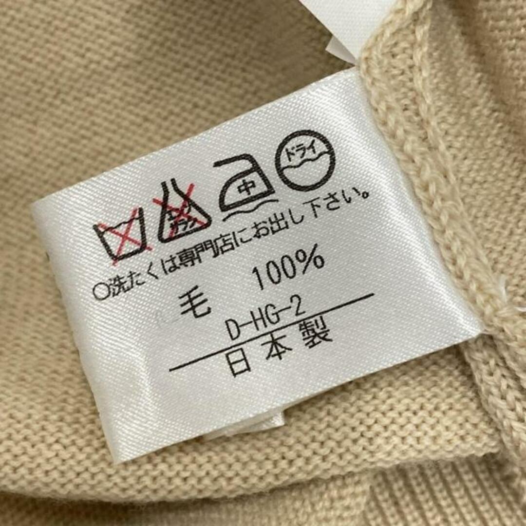 DAKS(ダックス)のDAKS(ダックス) 長袖セーター サイズL メンズ美品  - ベージュ レギュラーカラー/刺繍 メンズのトップス(ニット/セーター)の商品写真