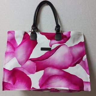 ロンシャン(LONGCHAMP)のロンシャン　フラワーモチーフ　ピンク　トートバッグ大(トートバッグ)