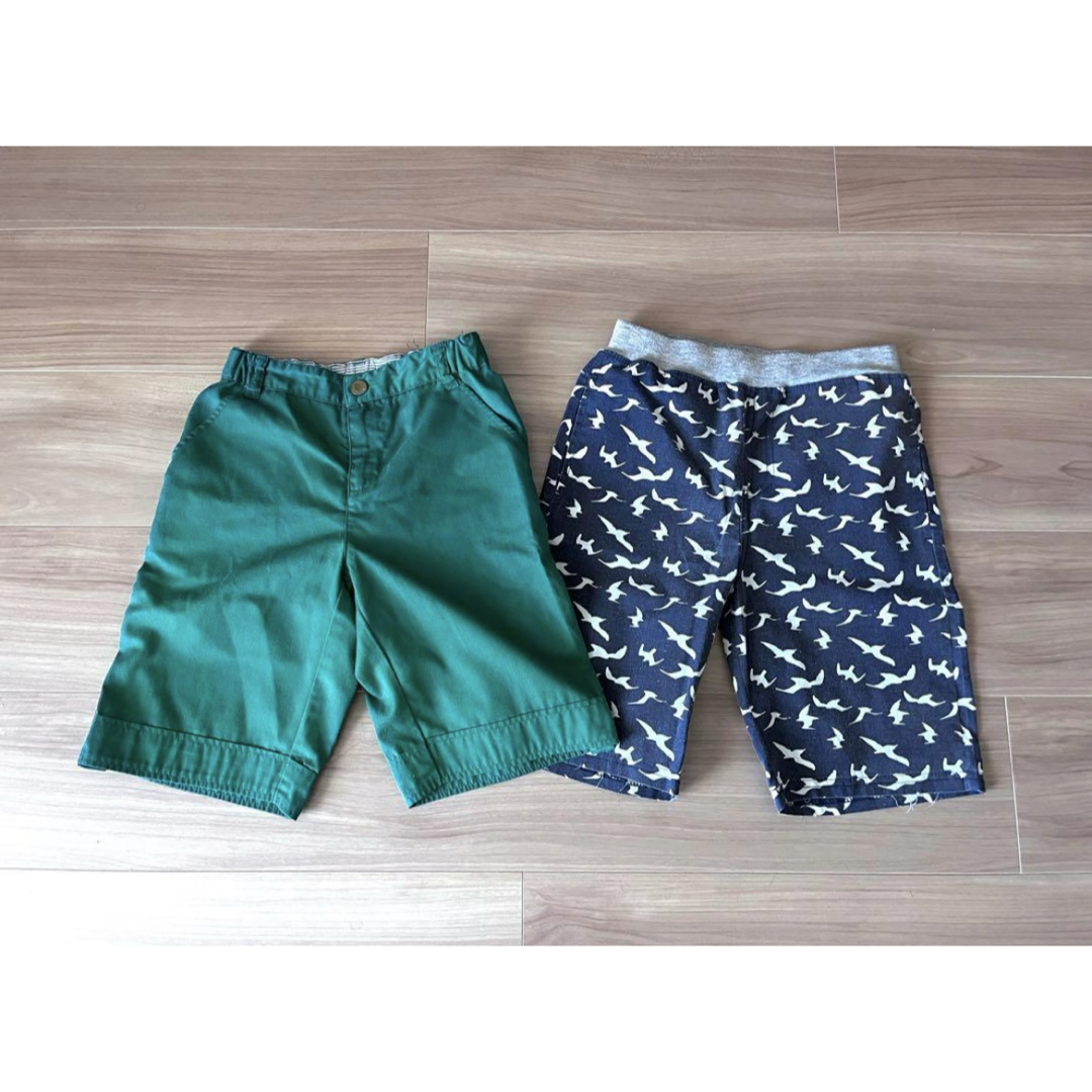 COMME CA ISM(コムサイズム)の緑・紺　ハーフパンツ2枚セット　130サイズ　 ショートパンツ　コムサ キッズ/ベビー/マタニティのキッズ服男の子用(90cm~)(パンツ/スパッツ)の商品写真