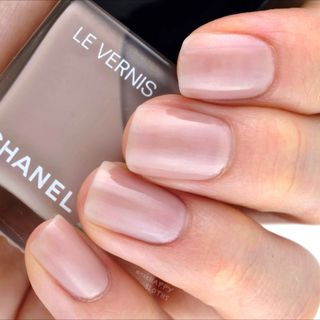CHANEL - CHANEL シャネル ヴェルニ 703 Afterglow ネイル