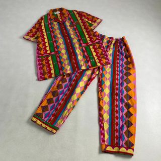 ケンゾー(KENZO)のケンゾー　セットアップ　希少　シャツ　パンツ　総柄　マルチカラー　M(セット/コーデ)
