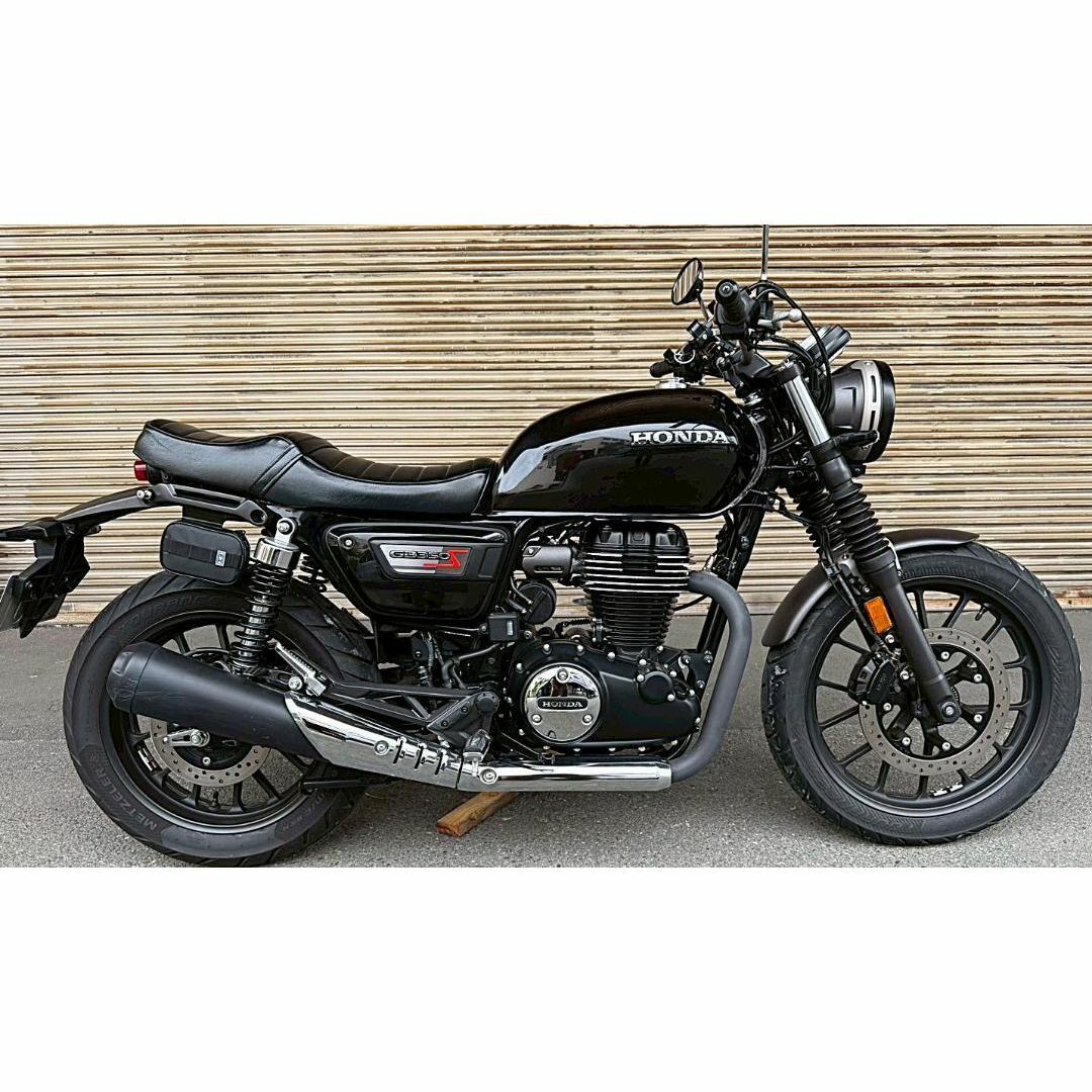 GB350Sエス 黒皮 標準 タックロールシート /ブラック 完成品 自動車/バイクのバイク(パーツ)の商品写真