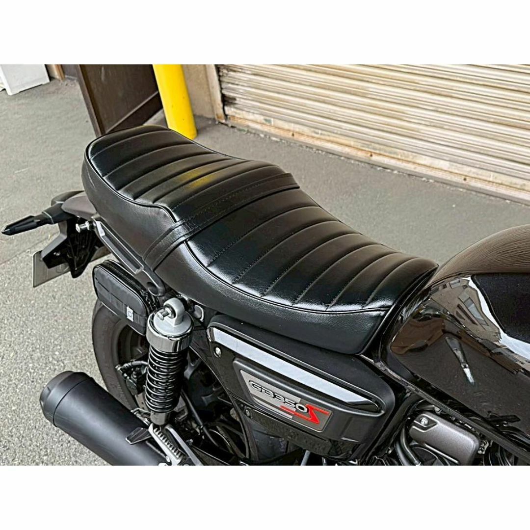 GB350Sエス 黒皮 標準 タックロールシート /ブラック 完成品 自動車/バイクのバイク(パーツ)の商品写真