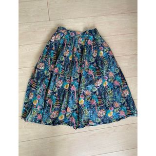 花柄スカート　リバティ　テチチ　S(ひざ丈スカート)