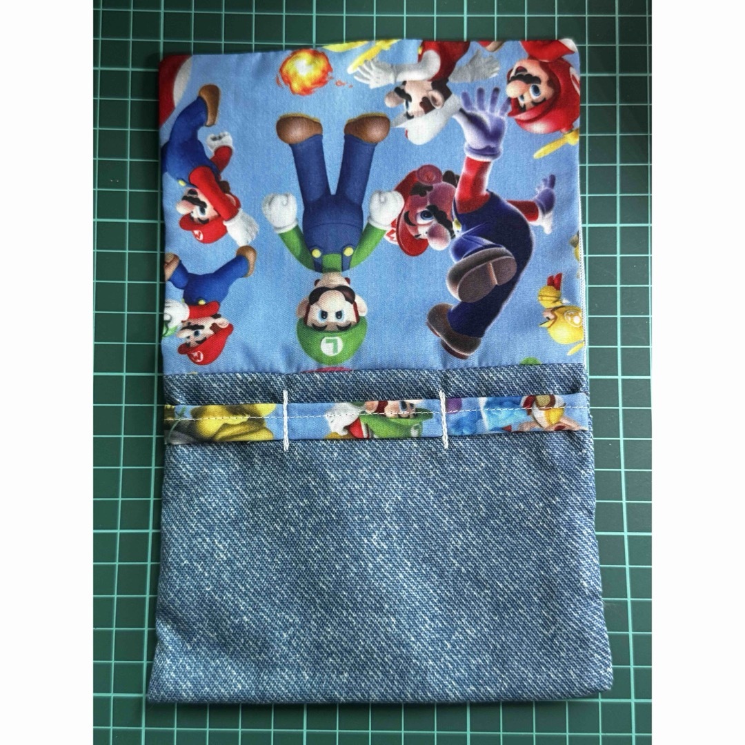 957   ハンドメイド　移動ポケット　マリオ ハンドメイドのキッズ/ベビー(外出用品)の商品写真