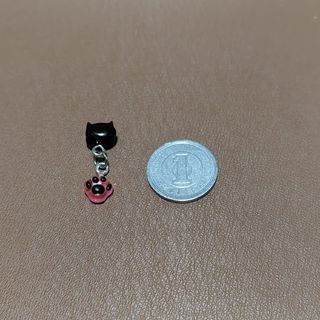 猫  肉球  ピアス(ピアス)