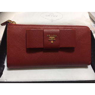 プラダ(PRADA)のPRADA ラウンドファスナー長財布(財布)