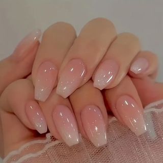 再入荷♡　ネイルチップ　ピンク　付け爪　ちゅるん　長い　韓国　可愛い　シンプル(つけ爪/ネイルチップ)